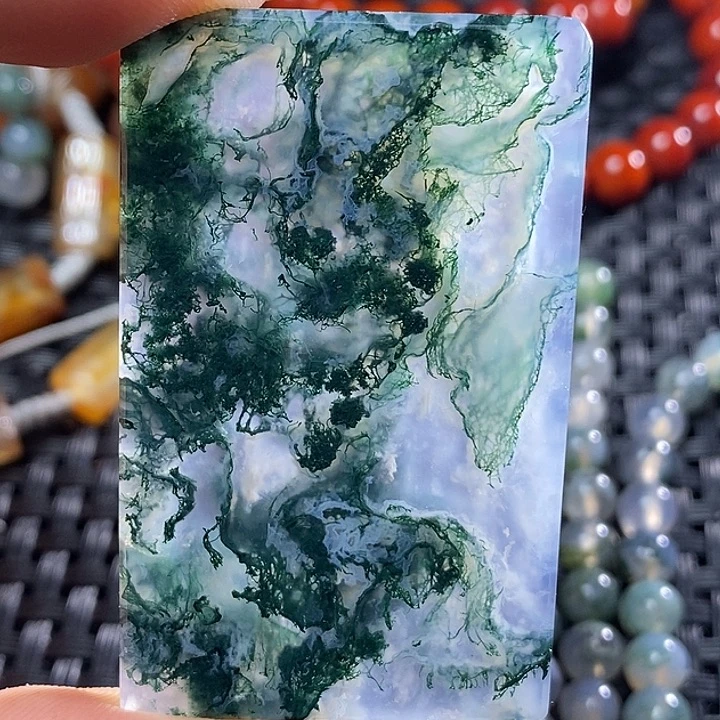 柒****玛瑙/玉髓未镶嵌颈饰
