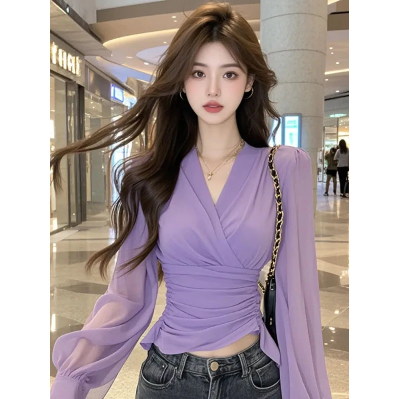 高级感V领长袖紫色衬衫女春装2025新款收腰显瘦纯欲风短款上衣服