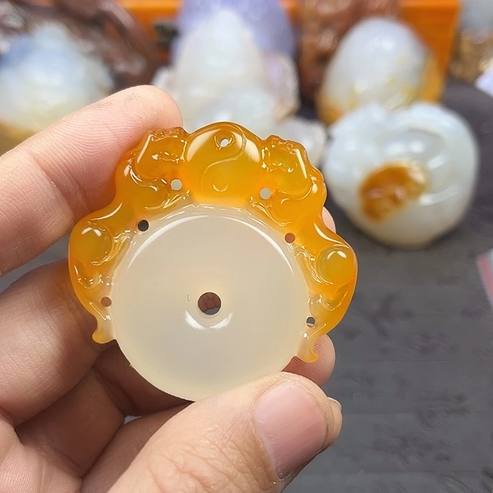 玛瑙/玉髓摆件未镶嵌夏*