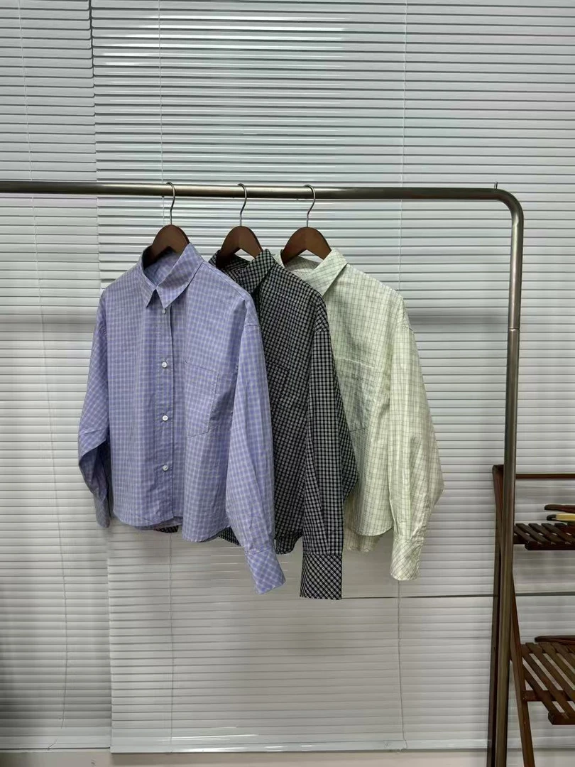 25新款时尚气质韩版百搭休闲短款落肩格子长袖宽版衬衫25062201