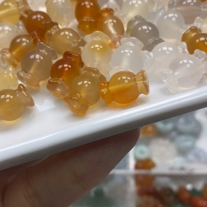 未镶嵌颈饰玛瑙/玉髓2个糖果