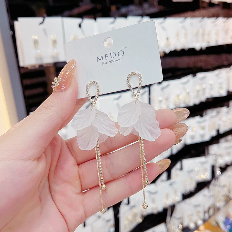 铜合金耳饰 日韩气质时尚长款白花瓣流苏耳环甜美简约耳钉耳饰