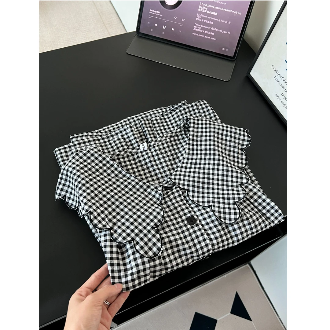 百搭气质娃娃领黑白格子衬衫女款宽松设计感法式长袖别致小众上衣