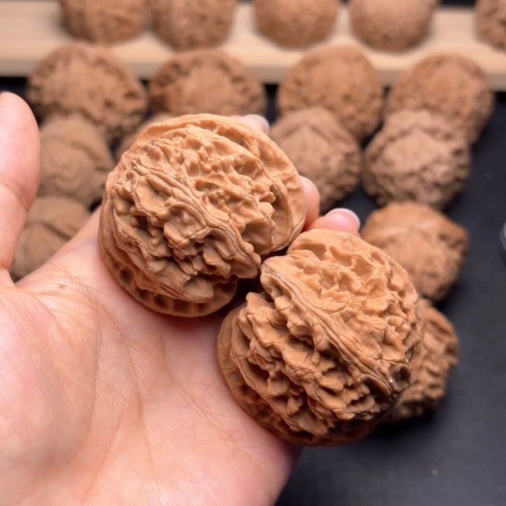 用***7文玩核桃把件46苹果