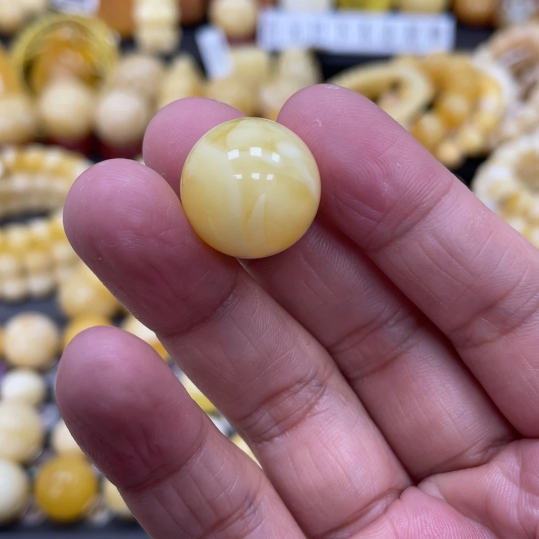琥珀珠宝奇石未镶嵌17.5mm微瑕疵