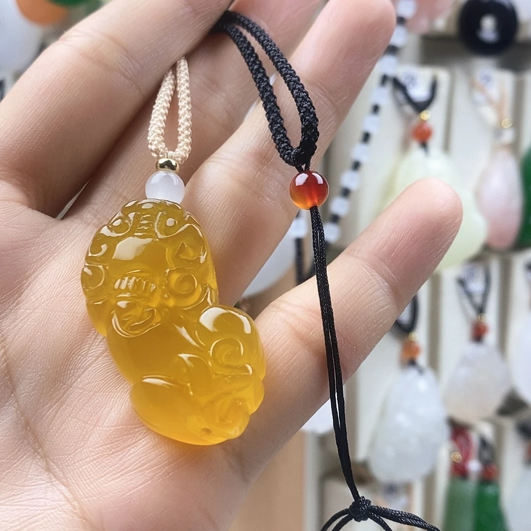 ᅟ***ᅠ石英质玉未镶嵌颈饰