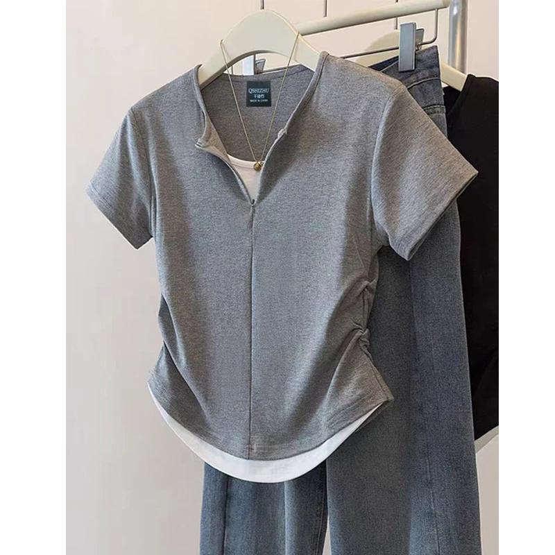 9078#2025夏季新款假两件V领半拉链短袖T恤女修身显瘦正肩上衣潮