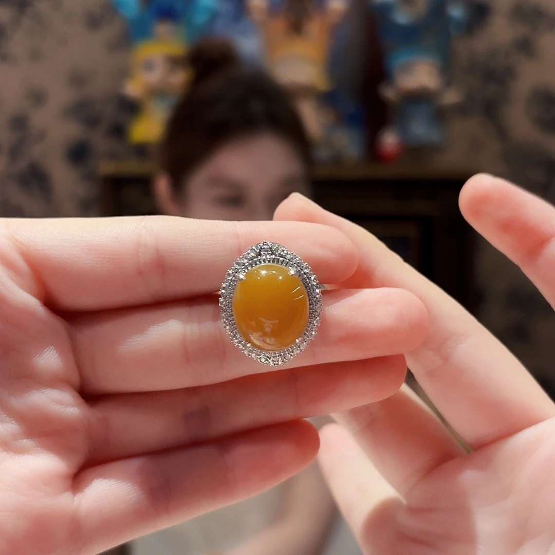 翡翠戒指18K金镶嵌两戴款