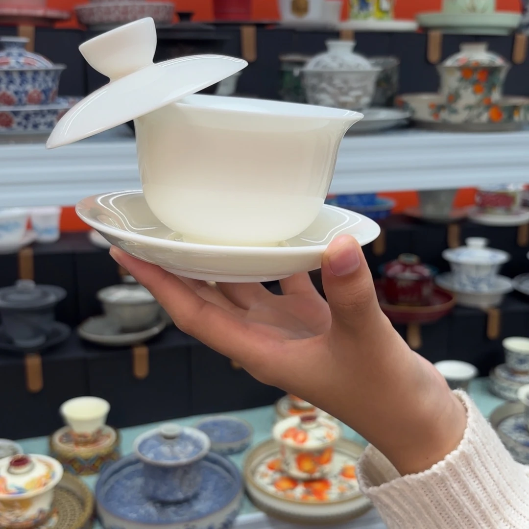 茶具是指由两块悬停