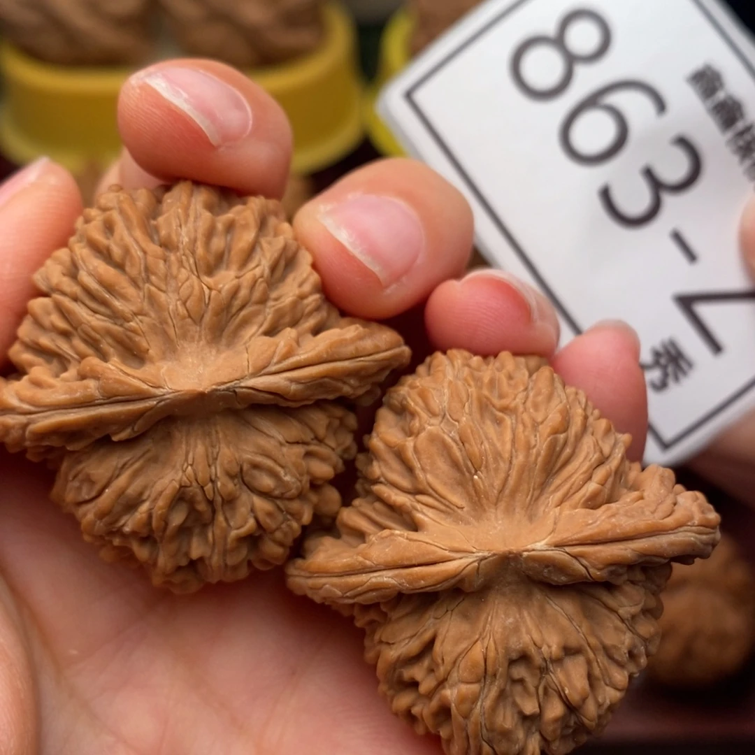 如***）文玩核桃把件汗高楼40……