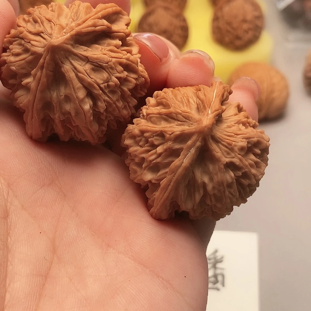大叶紫檀（黑酸枝木类）血灯笼