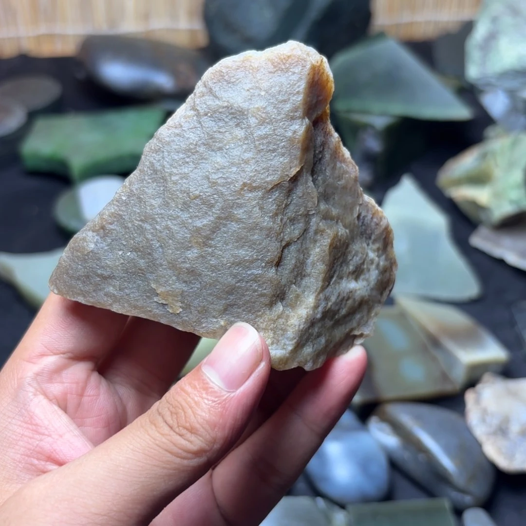 和田玉（糖玉）未镶嵌珠宝半成品