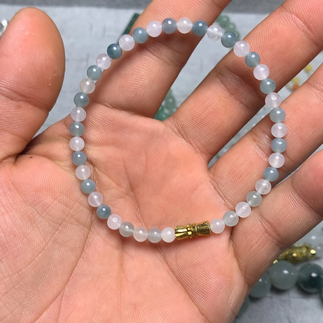 定制翡翠未镶嵌手串