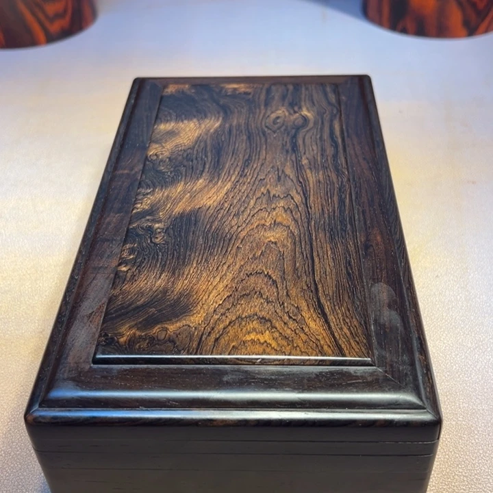 鱼***咪机关盒。