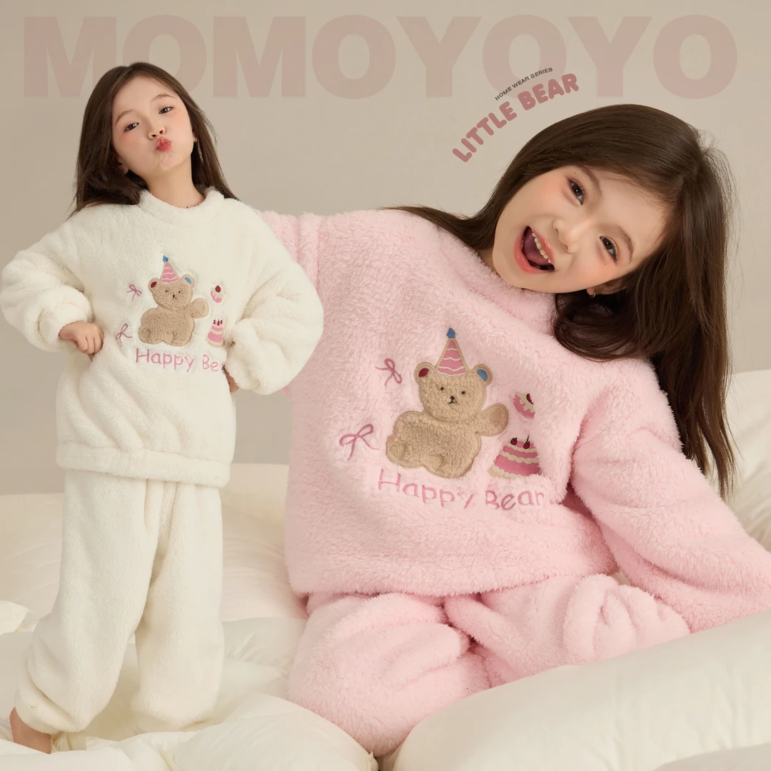 【拥抱熊】儿童贴布绣双面绒家居服套装女童睡衣套装8847X
