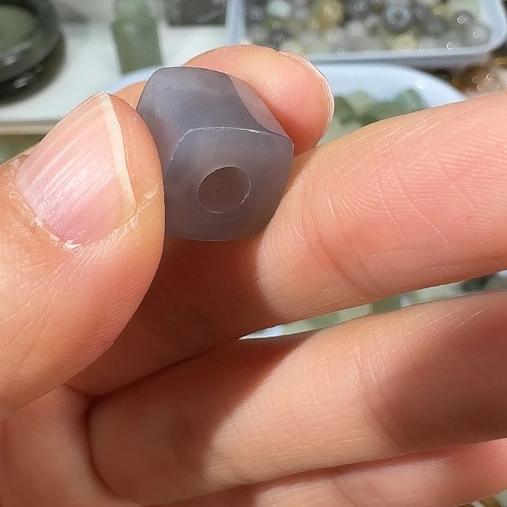 和田玉未镶嵌颈饰99