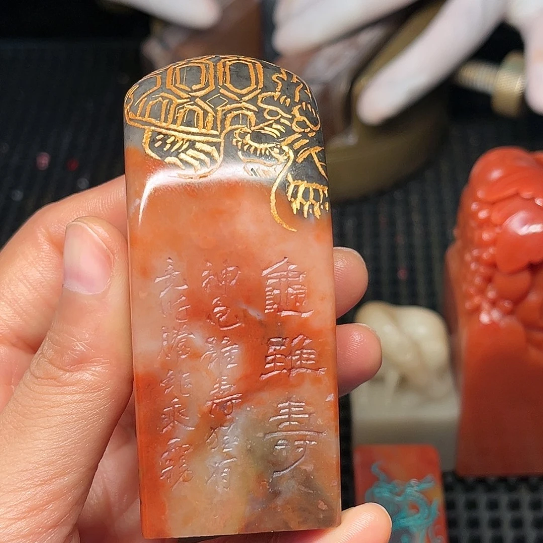 寿山石印石这种现象很明显了呢