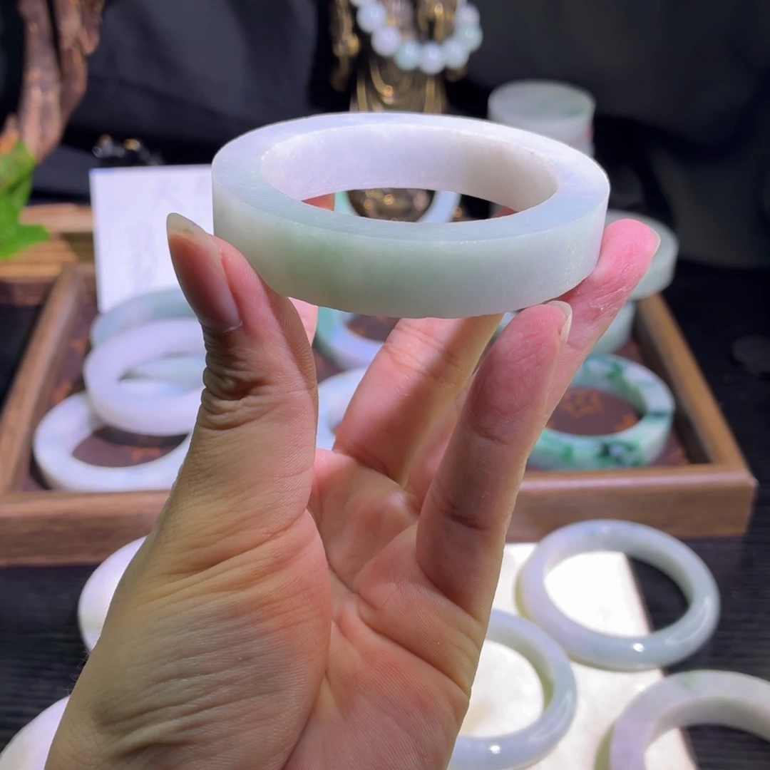 定制翡翠未镶嵌正圈