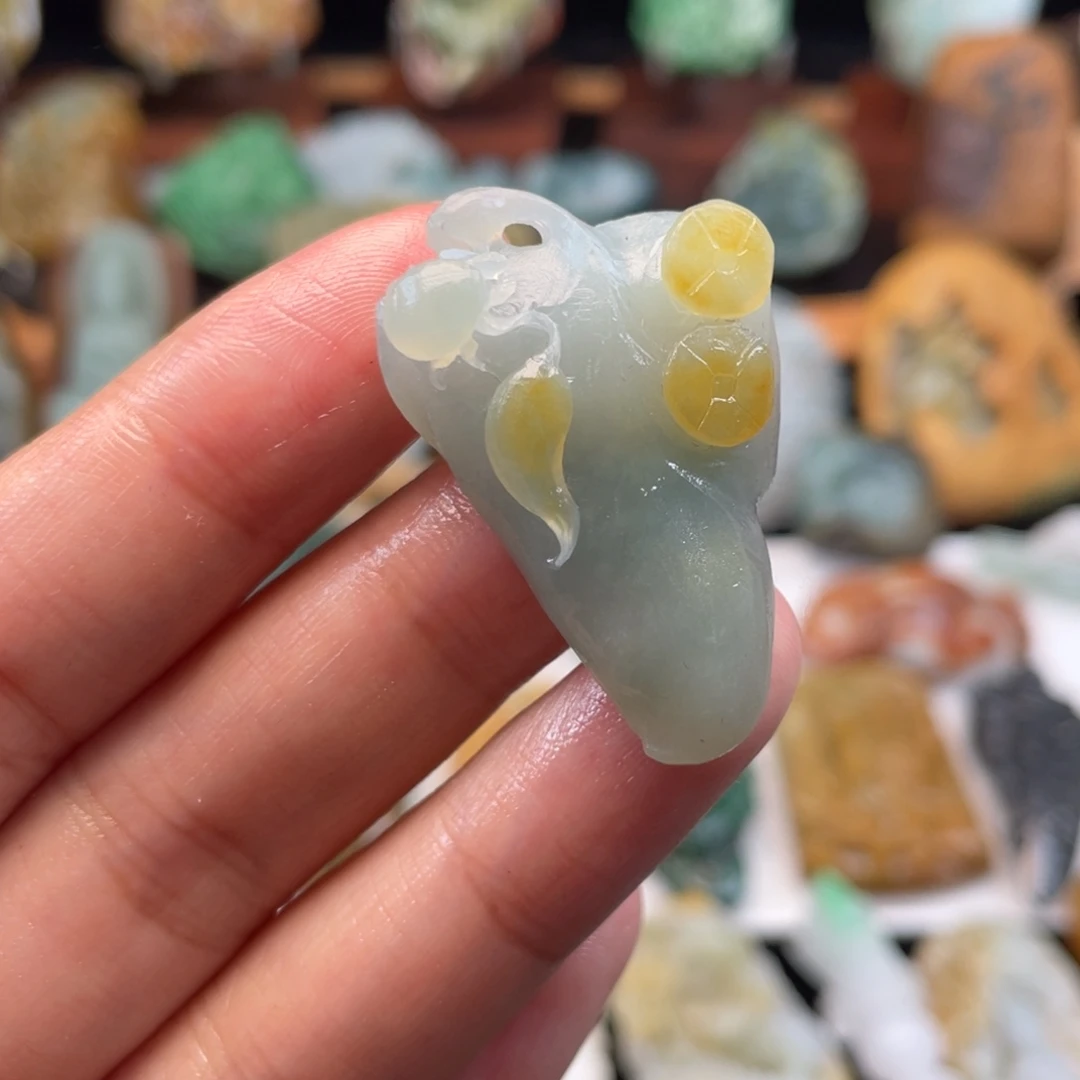 定制翡翠未镶嵌翡翠