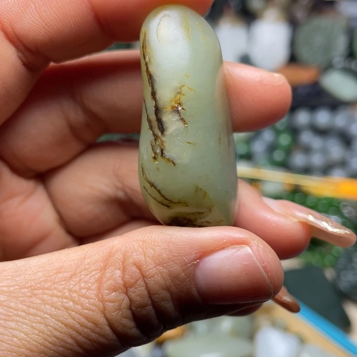 和田玉未镶嵌珠宝半成品