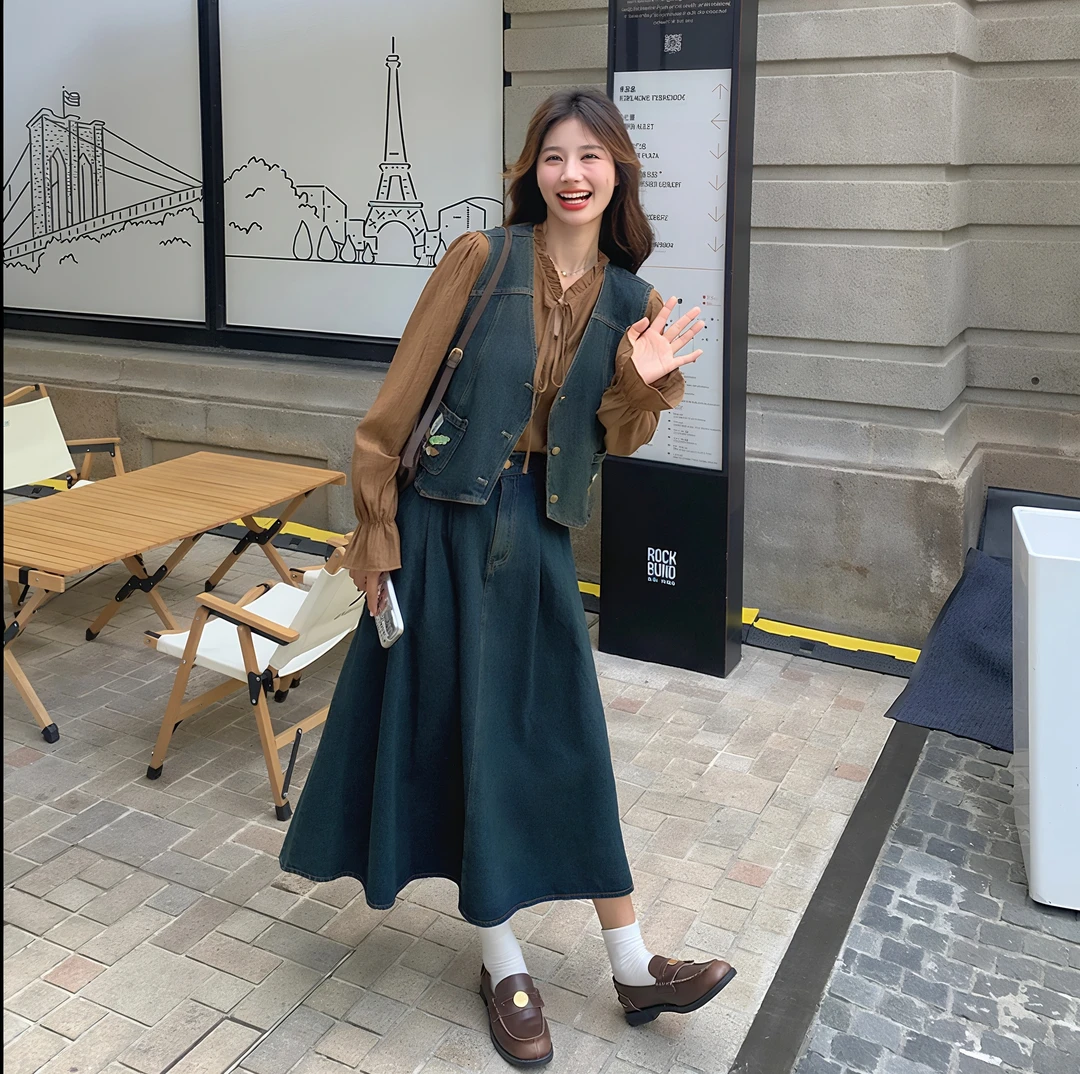 复古气质牛仔套装裙女春秋季新款设计感马甲衬衫半身裙三件套