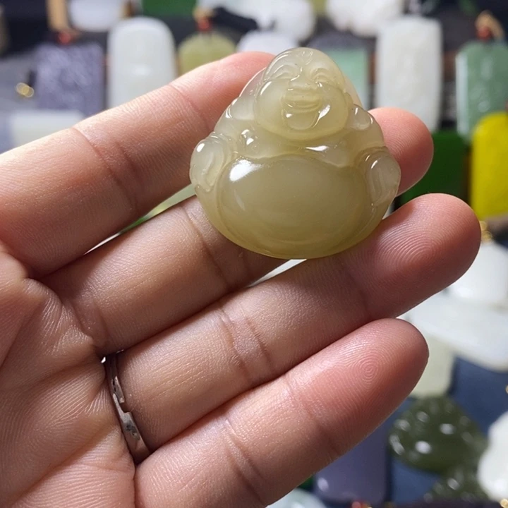 吊坠(赠链)未镶嵌和田玉