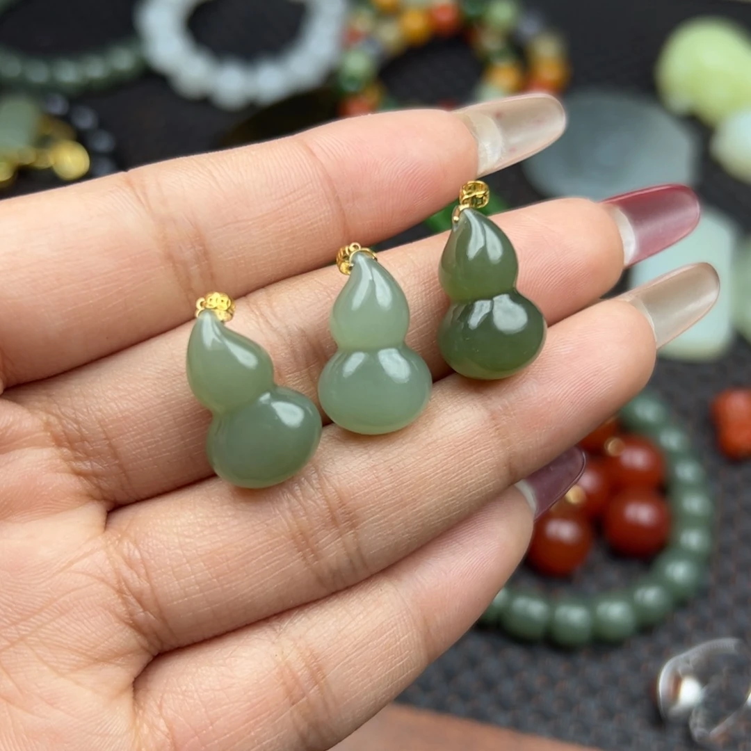 和田玉吊坠18K金镶嵌多样性发货拍一发一