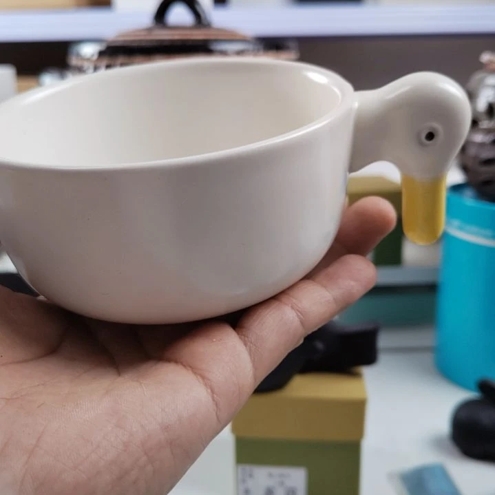 塑料鸭子碗。。。。。。。。