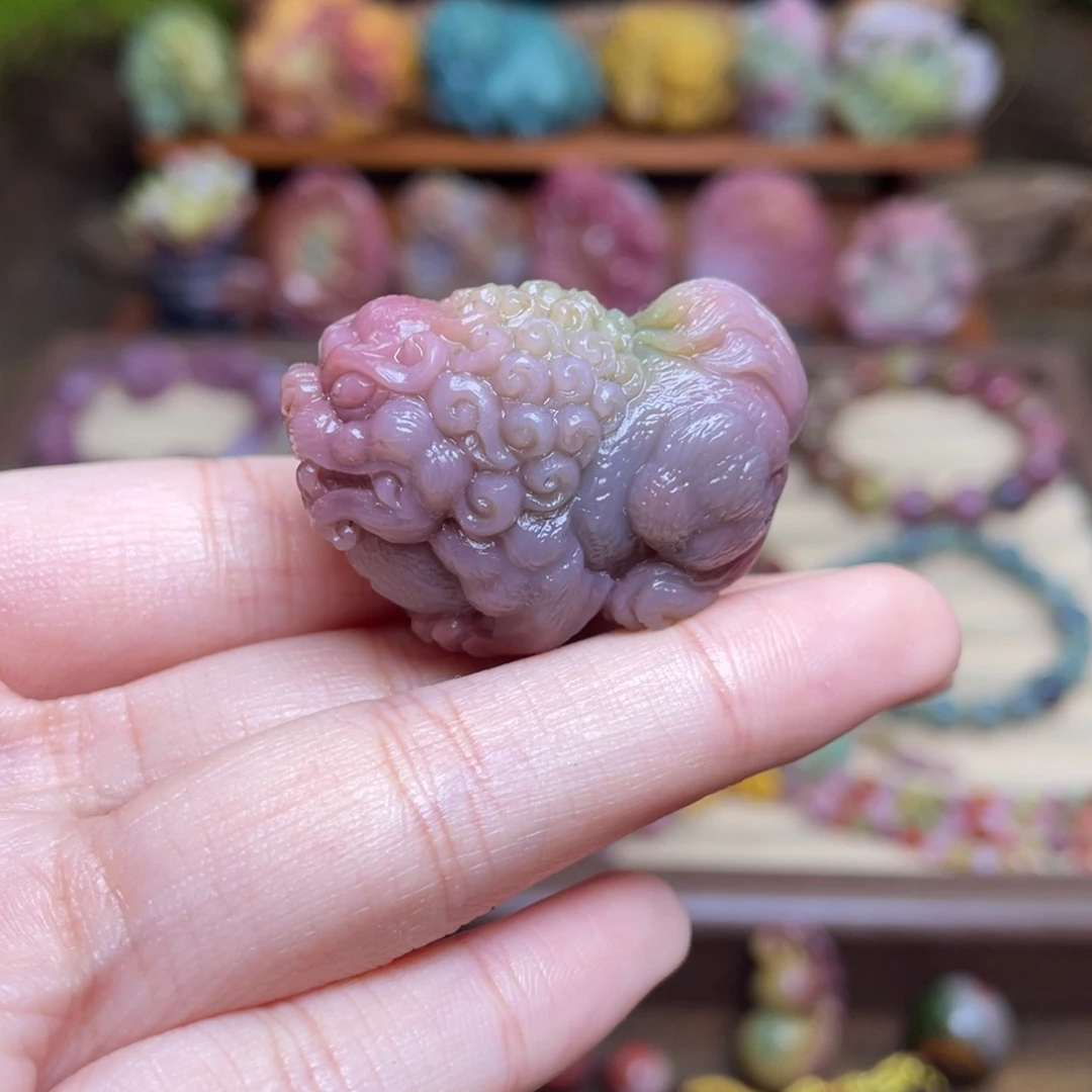 玛瑙/玉髓未镶嵌珠宝半成品盐源玛瑙彩虹唐狮