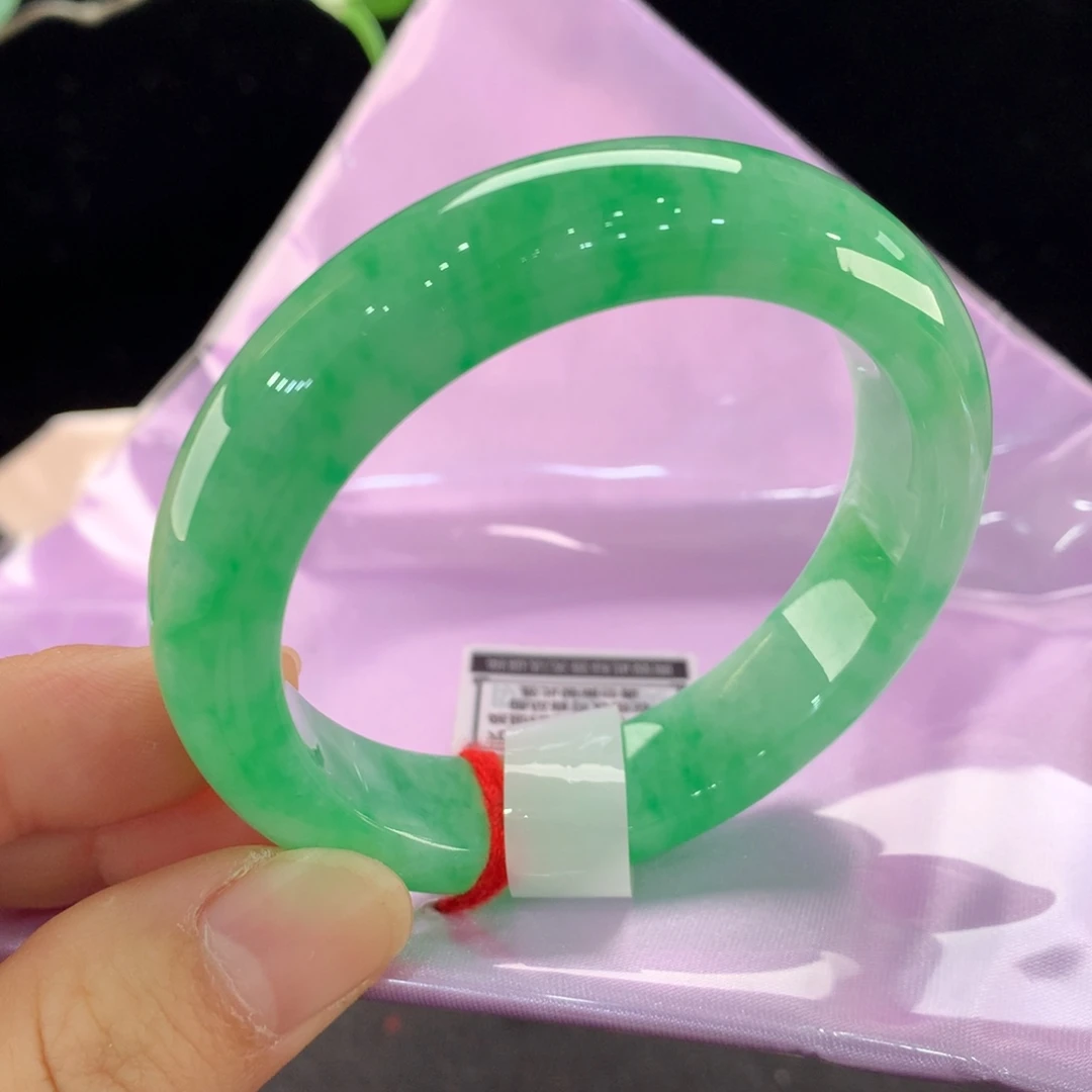 翡翠未镶嵌手镯0364