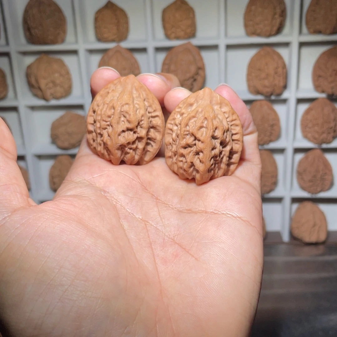 把件文玩核桃33.5全品佛肚一对