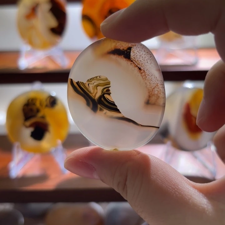 未镶嵌颈饰玛瑙/玉髓