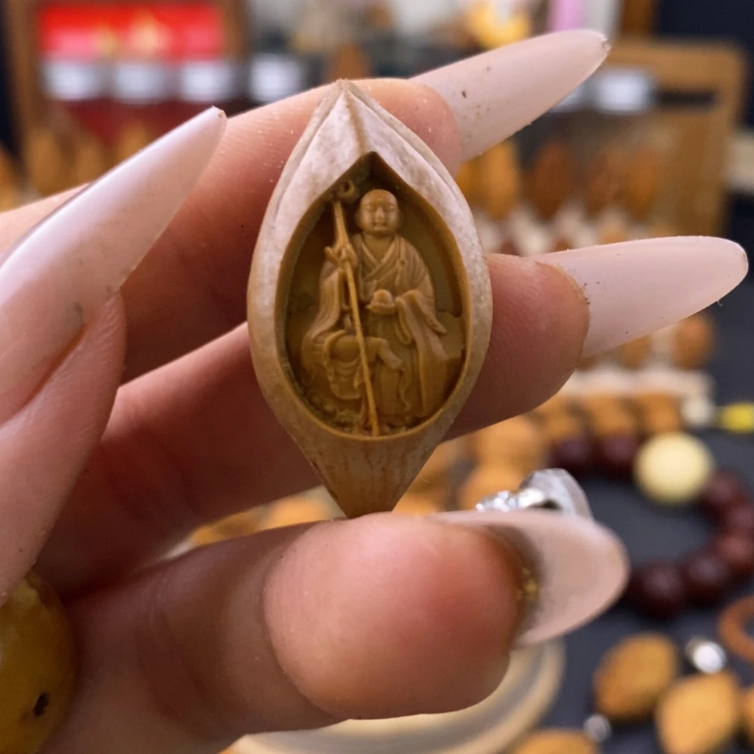 橄榄核吊坠明橄榄核福利单子两单起邮