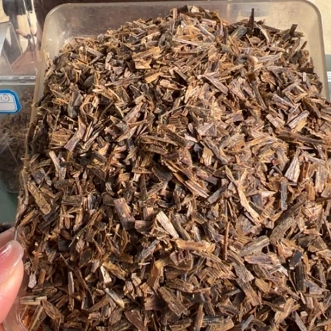 沉香摆件乌身红土切丝沉水20克多样性发1份