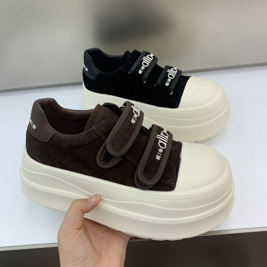 欧货2025秋冬新款厚底增高百搭休闲鞋时尚板鞋单鞋潮鞋丑萌鞋舒适