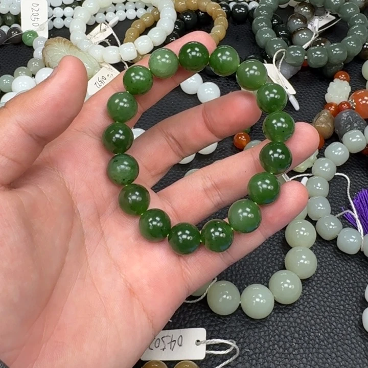 和田玉未镶嵌手串