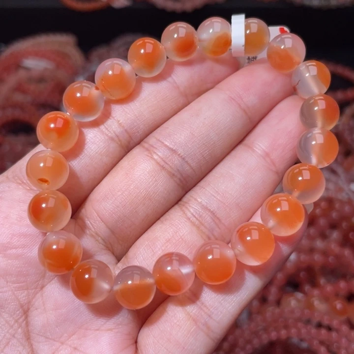 南红玛瑙冰飘溏心蛋单圈9+未镶嵌2013