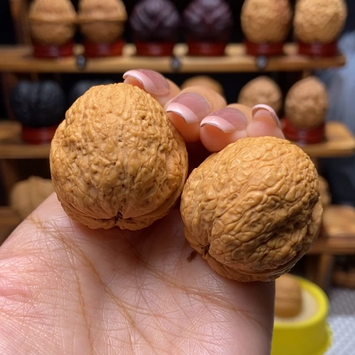 文玩核桃吊坠小霸王34