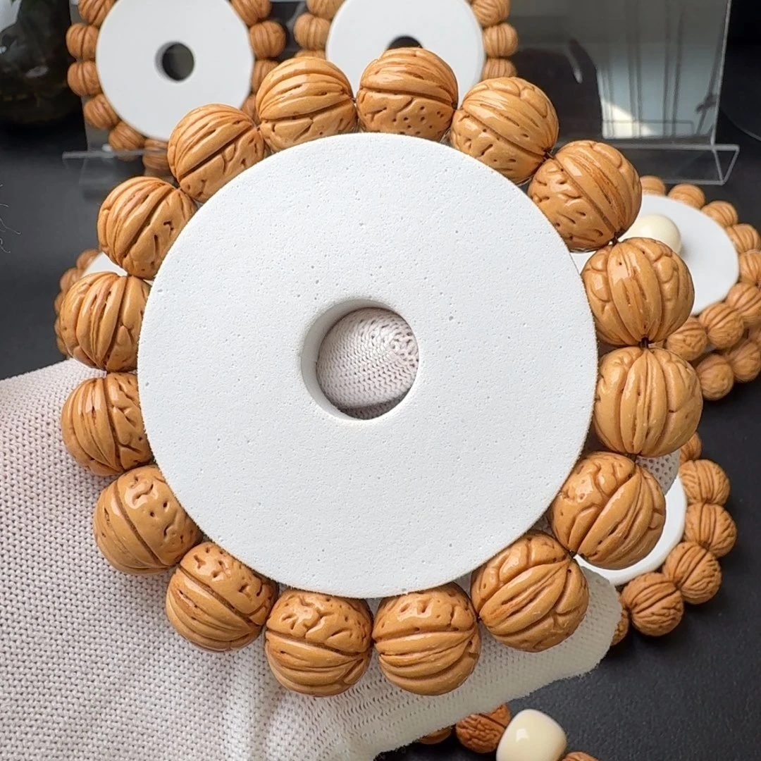 桃核手串盘锦野生绣球