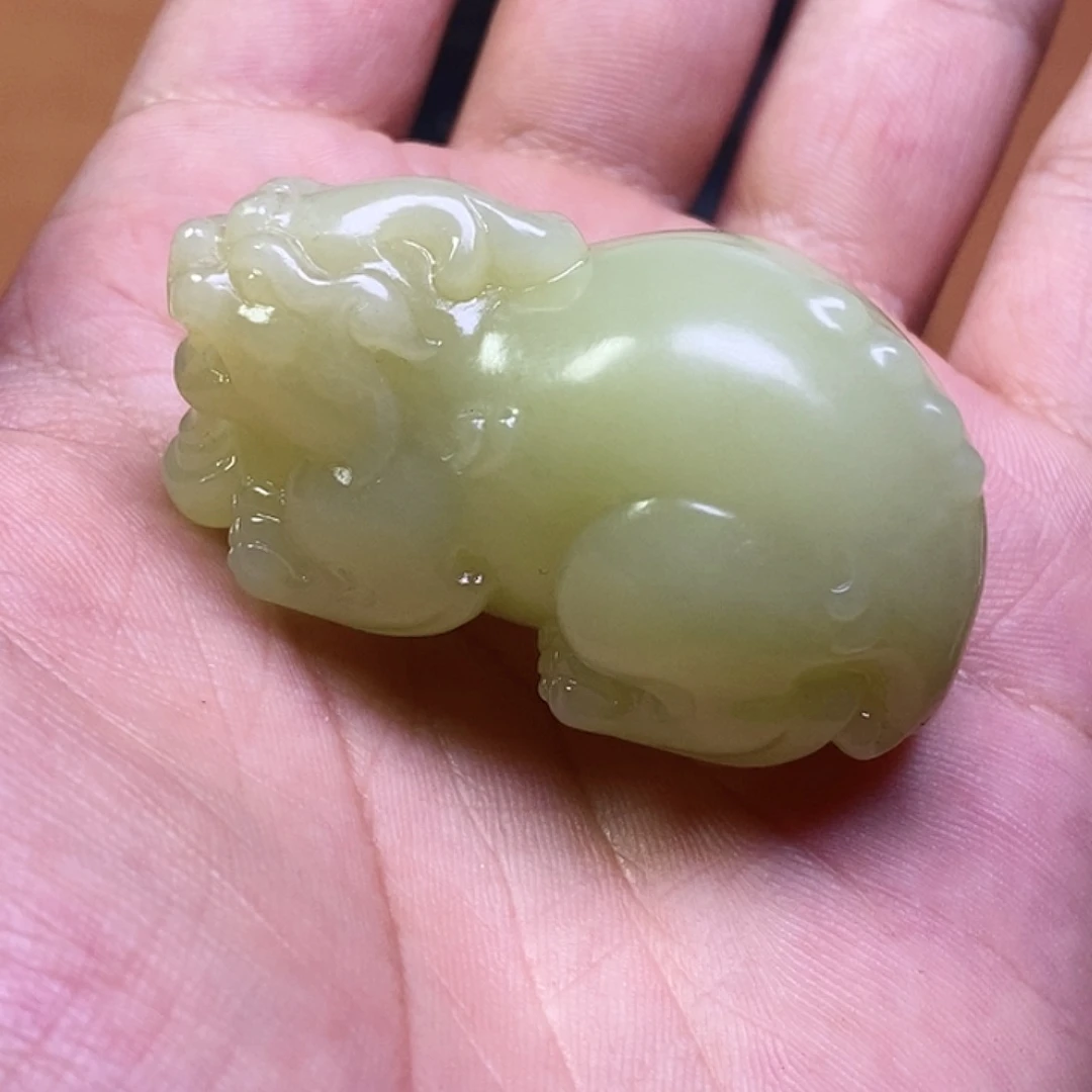 未镶嵌和田玉挂件