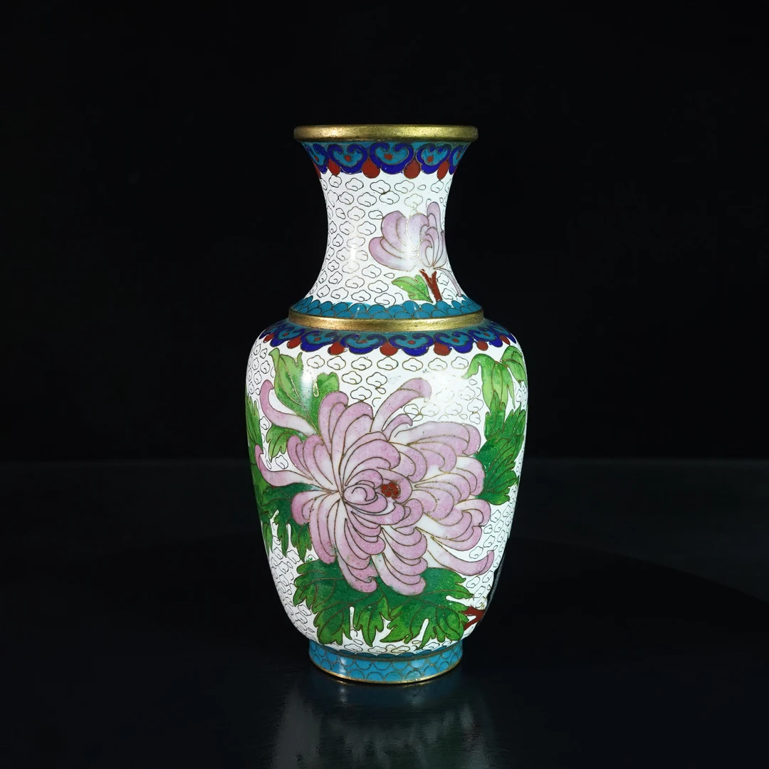 LDGJ250124005【十竹斋】民国晚期铜胎掐丝珐琅花卉纹赏瓶