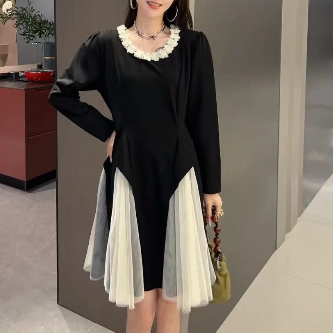 YY大码(蒙娜丽莎)显瘦气质时尚黑色收腰拼接设计感连衣裙