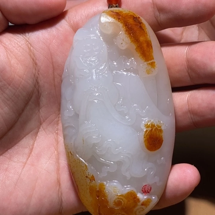 秋***瑟颈饰未镶嵌和田玉