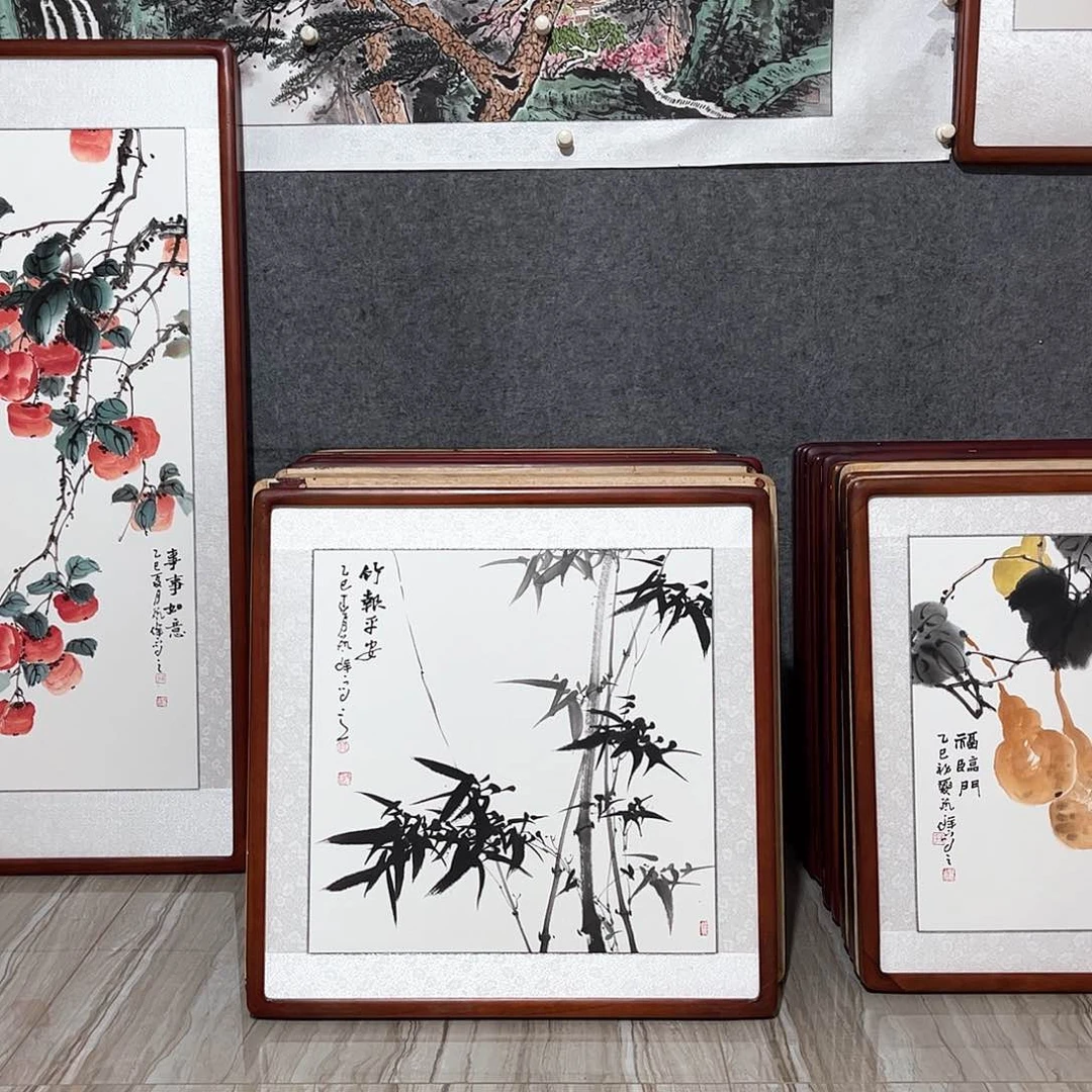 国画书画作品带框63×63厘米