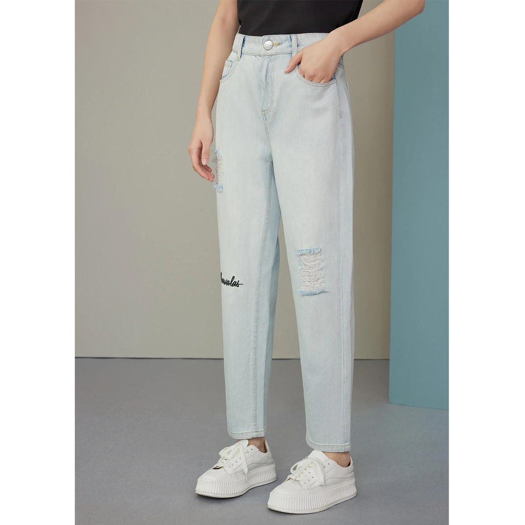 【羊羊专属】破洞牛仔裤女春季水蓝刺绣萝卜裤百搭时尚气质长裤
