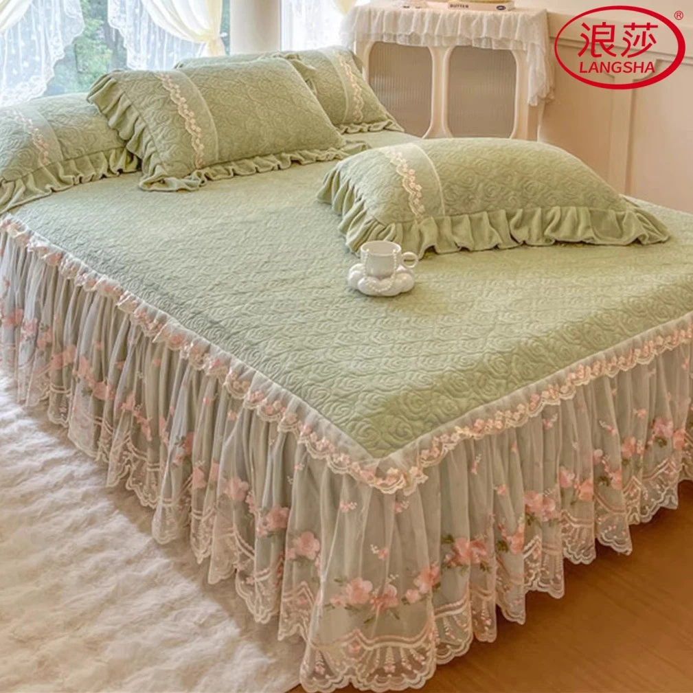 浪莎冬季保暖牛奶绒夹棉床裙公主风蕾丝花边床围裙三件套加厚床罩