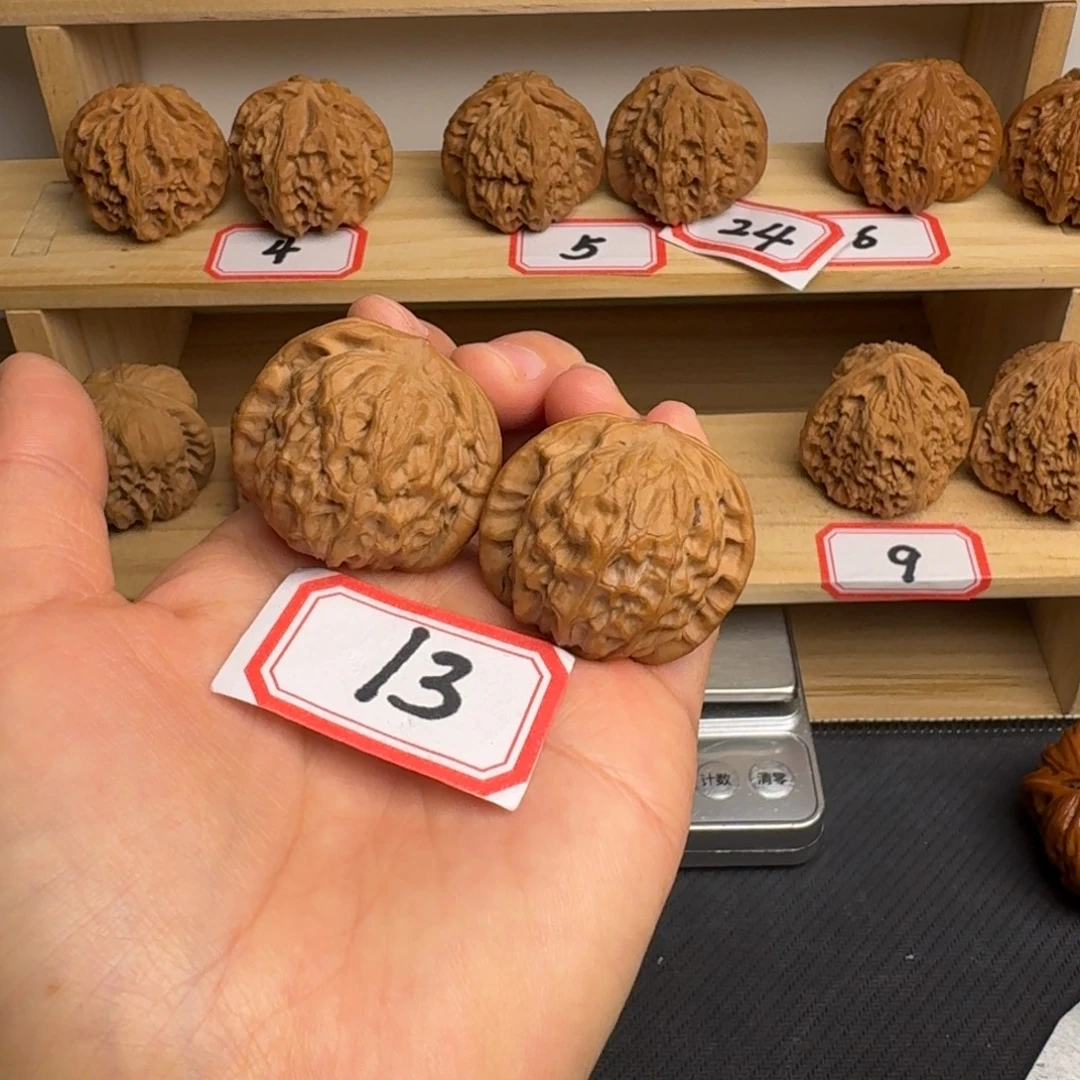 把件文玩核桃全品37尺玉麒麟