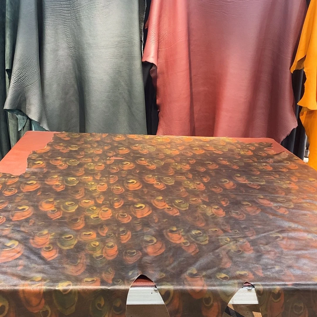 皮革一****6qqqqqqqqqq