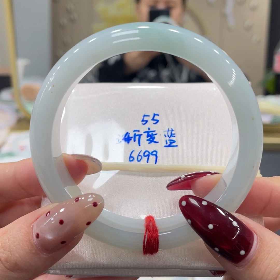 未镶嵌手镯翡翠翡翠