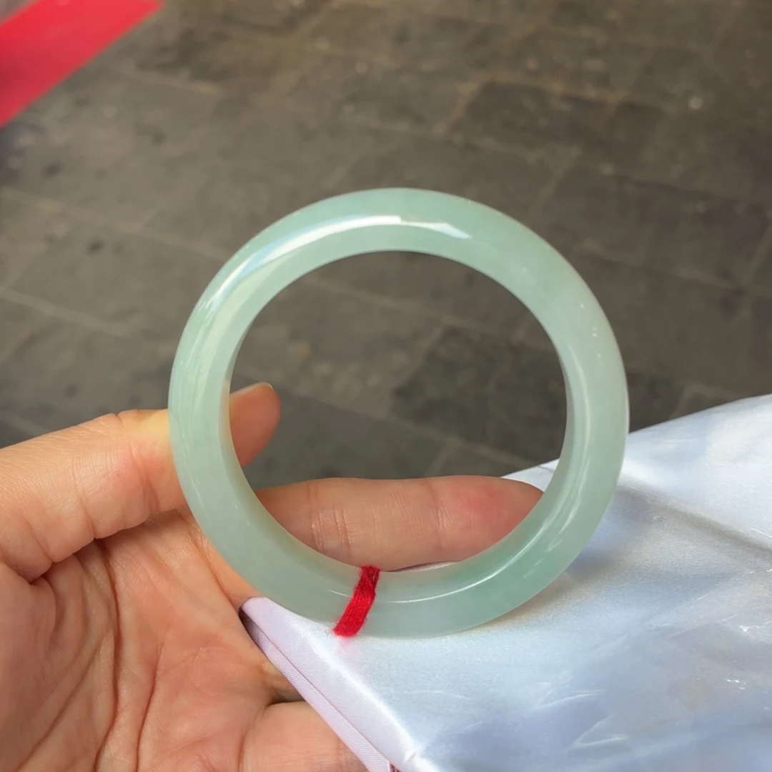 翡翠未镶嵌手镯天然缅甸翡翠手镯